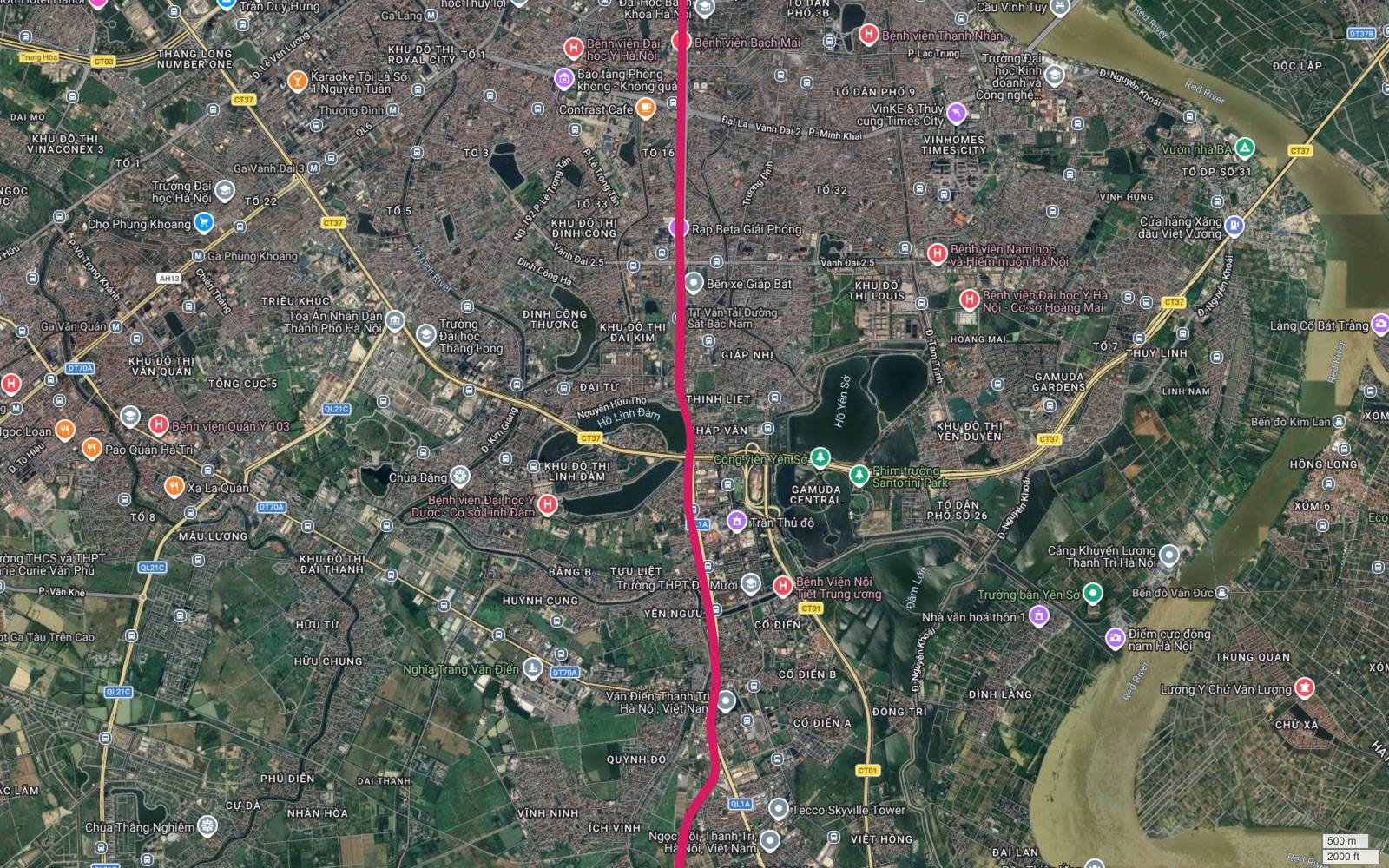 Ảnh vệ tinh trục Giải Phóng với các nhãn ga Vành Đai 3, ga Phùng Khoang, ga Văn Quán ở phía tây hành lang metro số 1